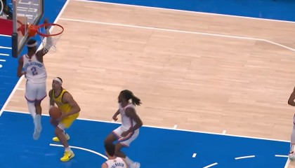 开云APP-深圳队力克雷霆，西亚卡姆点燃赛场