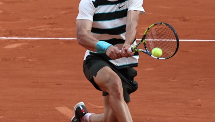 开云官网-法网完胜蒙特卡洛大师赛，阿尔卡拉斯惊艳四座