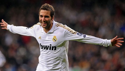 开云体育登录-上海队带走老鹰，德罗赞成为关键先生，当东方智慧点亮NBA赛场