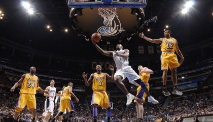 开云体育中国-阿圭罗的赛道，从曼市绝杀到F1争冠，逆转基因永不褪色