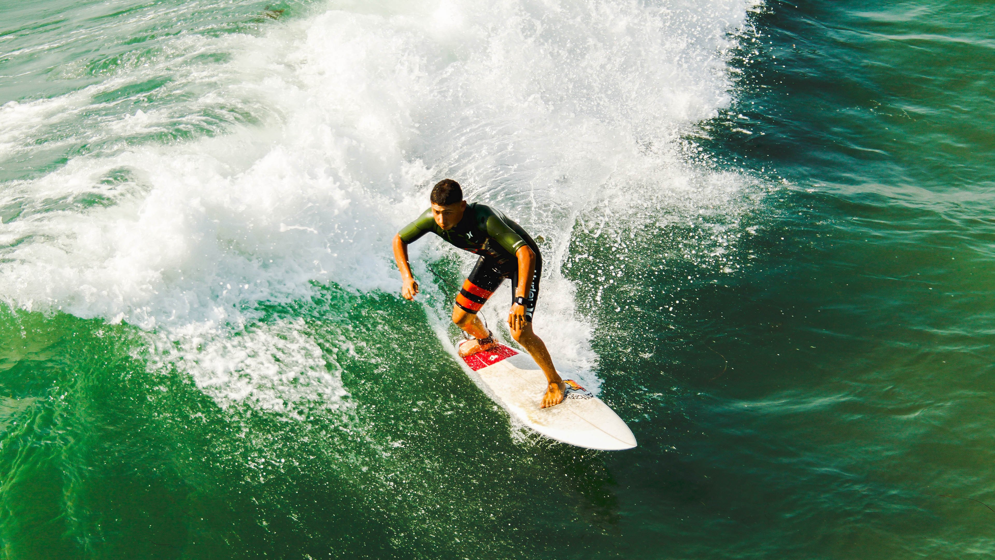 湖人强压魔术，霍勒迪成为关键先生