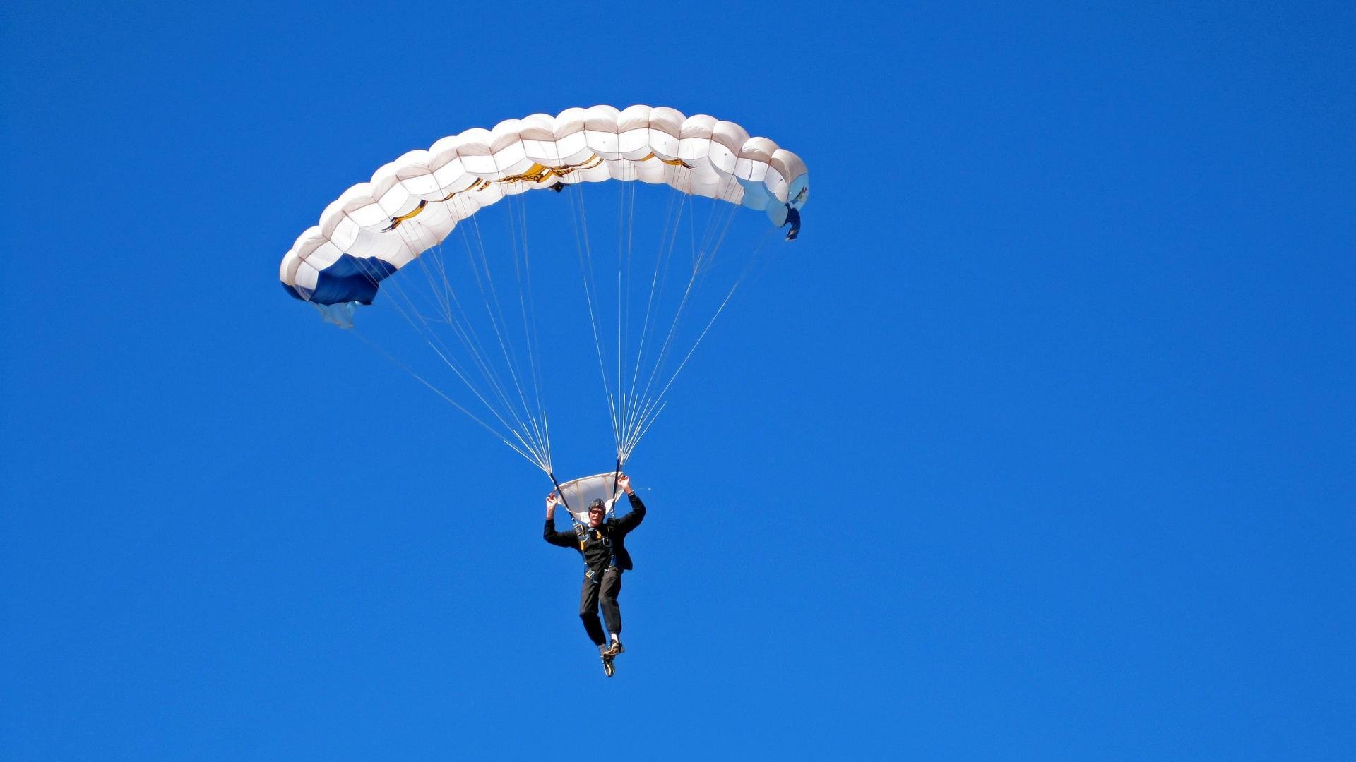 西亚卡姆主宰比赛走向,开拓者全面压制尼克斯