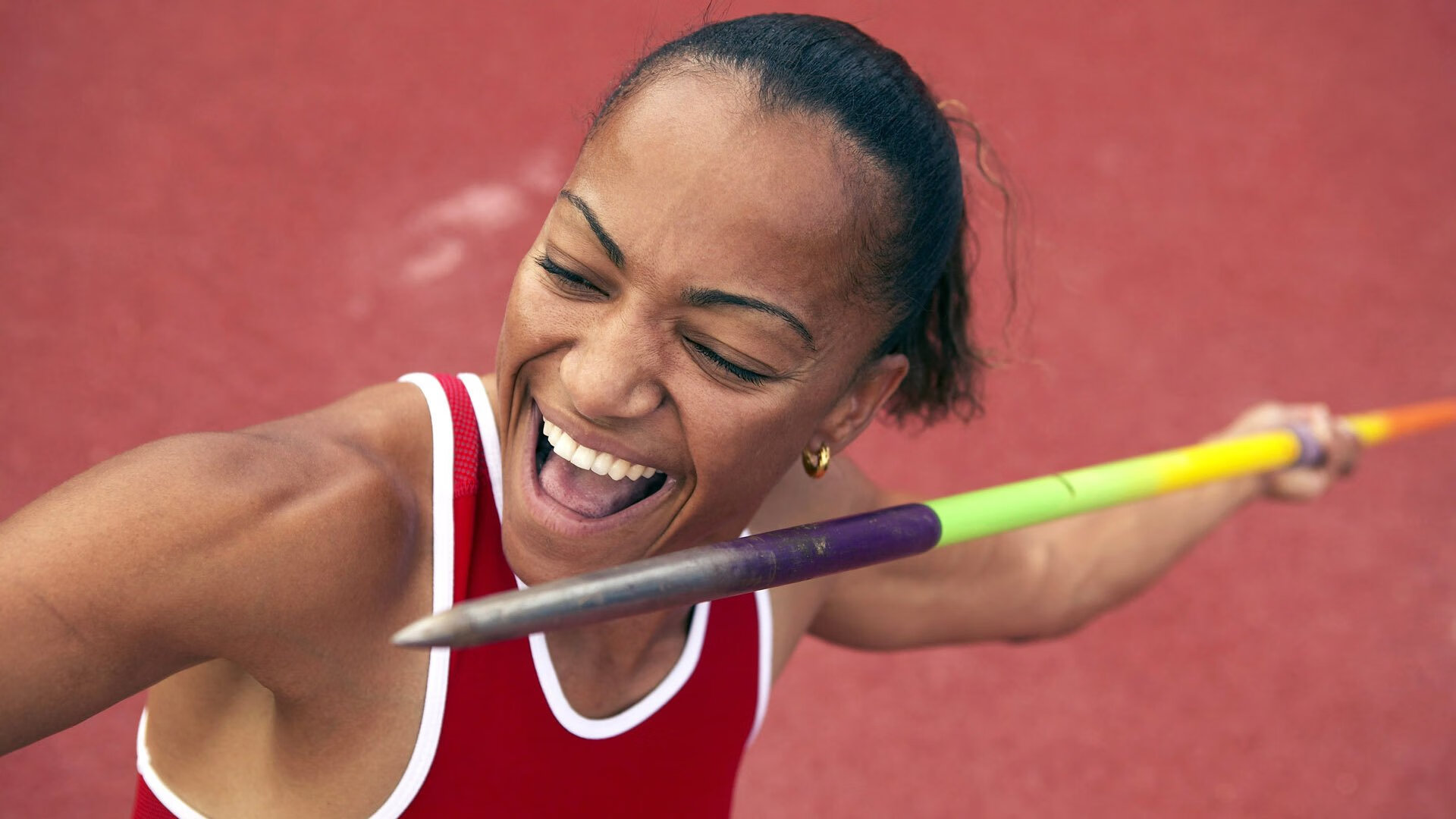 若日尼奥爆发与伊拉克压制奥地利，足球场上的非对称战争
