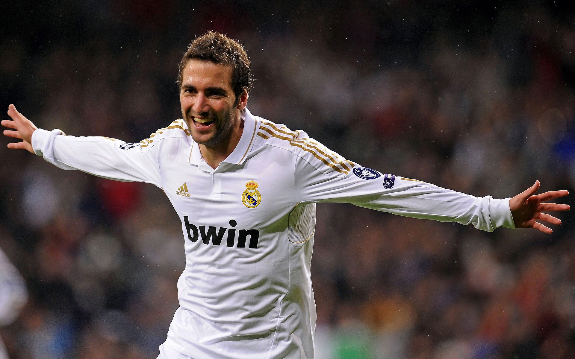 萨卡一剑封喉,多特蒙德击溃佛罗伦萨,新王当立!